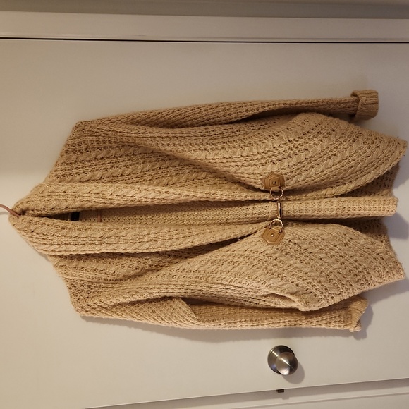 Tan cardigan - Picture 1 of 8